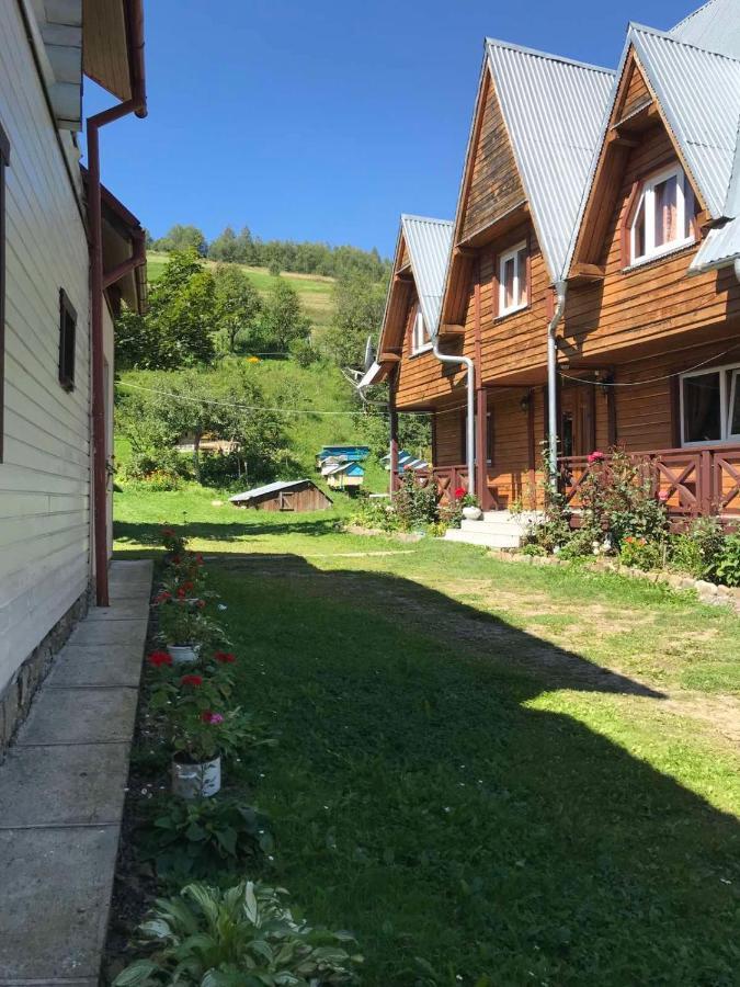 У Олега Otel Verkhne-Studenyy Dış mekan fotoğraf