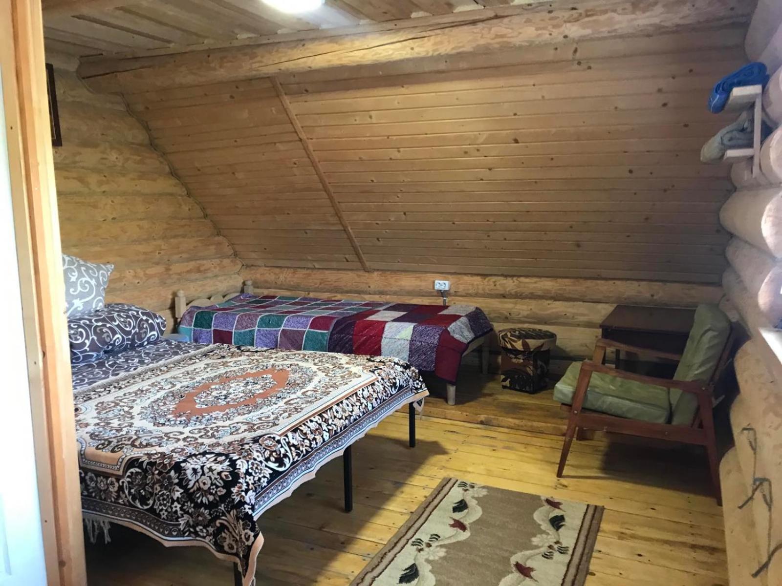 У Олега Otel Verkhne-Studenyy Dış mekan fotoğraf
