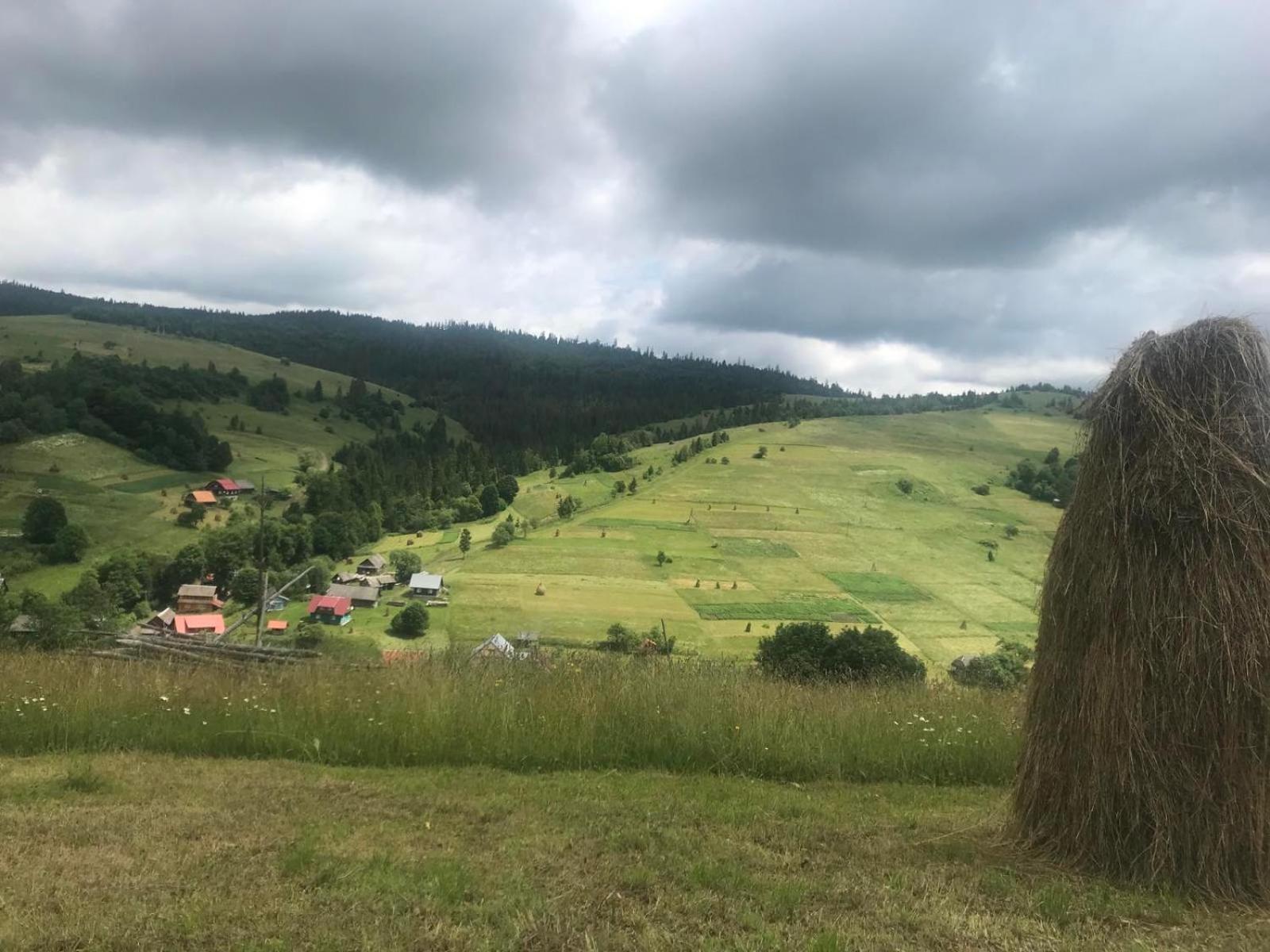 У Олега Otel Verkhne-Studenyy Dış mekan fotoğraf